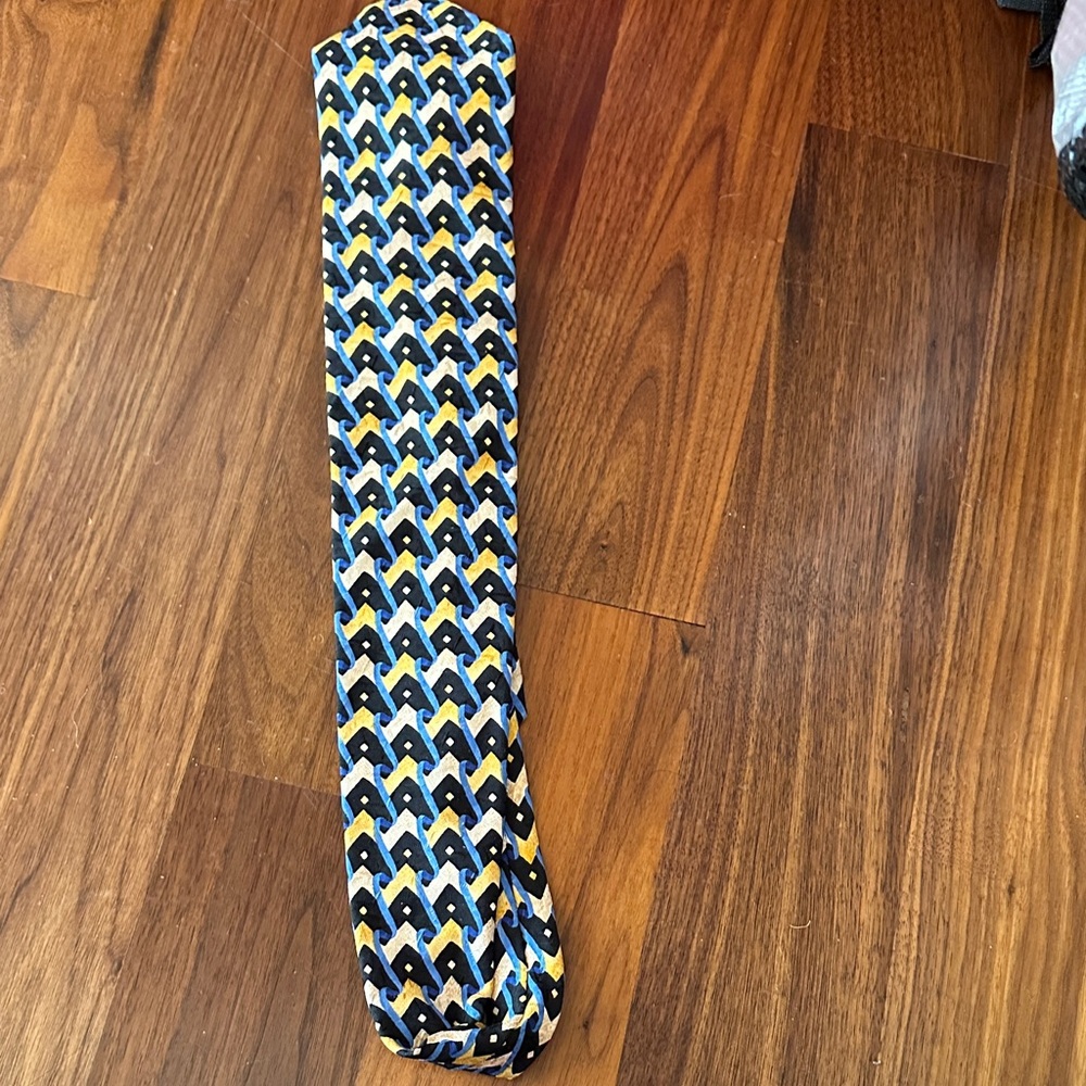 Kasper Blue and Yellow Geometric Tie
